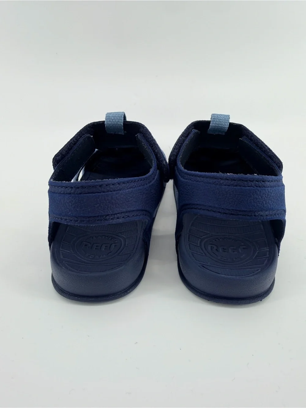 NWOT Reef Kids Navy and Light Blue Water Fisherman Closed-Toe Sport Sandals